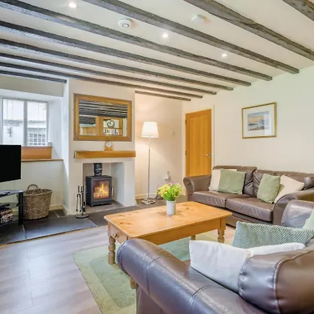 3 Bed In Oc-lr046 *